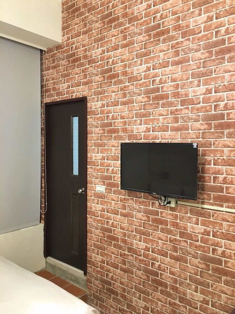 Dc Hotel Taichung Exterior photo